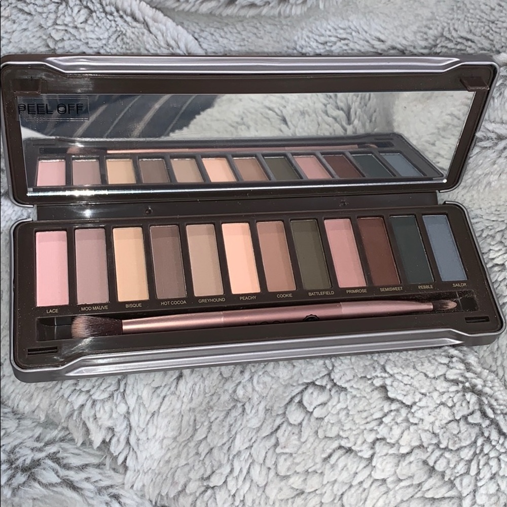 ICON by Absolute New York eyeshadow palette